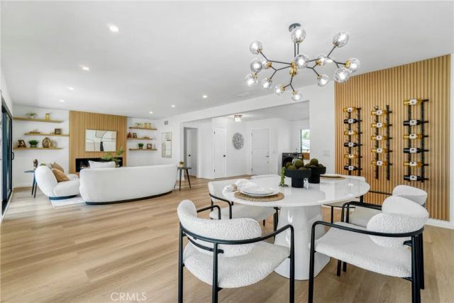 8400 Chimineas Avenue, Northridge, CA 91325