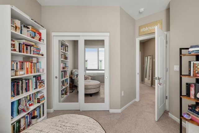 133 Llano De Los Robles Avenue 3, San Jose, CA 95136