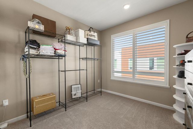 133 Llano De Los Robles Avenue 3, San Jose, CA 95136