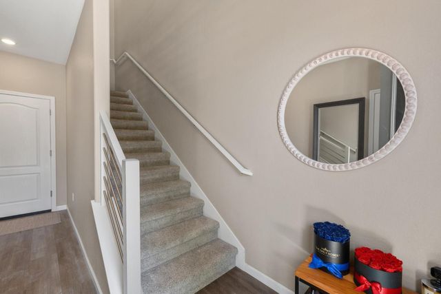 133 Llano De Los Robles Avenue 3, San Jose, CA 95136