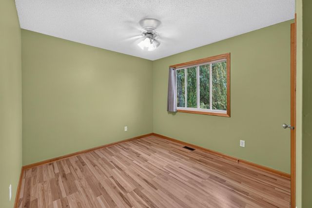 806 Marion Street SE, Isanti, MN 55040