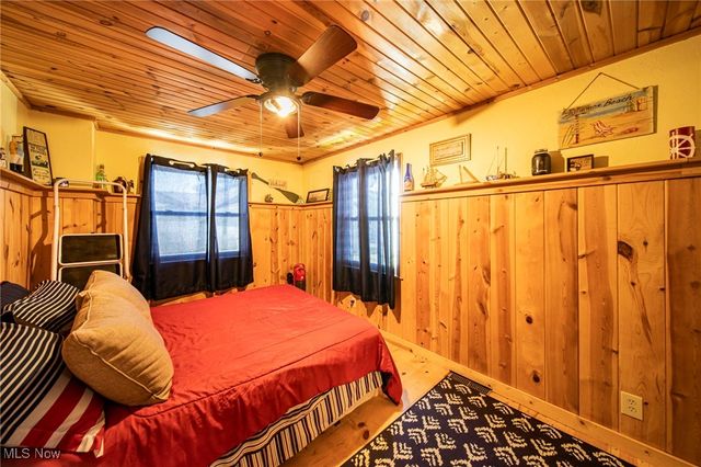 35 Billow Beach, Ashtabula, OH 44004