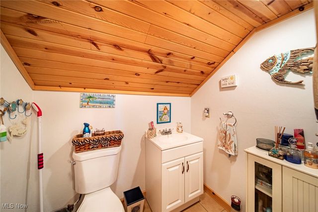 35 Billow Beach, Ashtabula, OH 44004