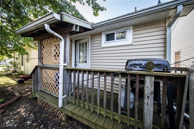 35 Billow Beach, Ashtabula, OH 44004