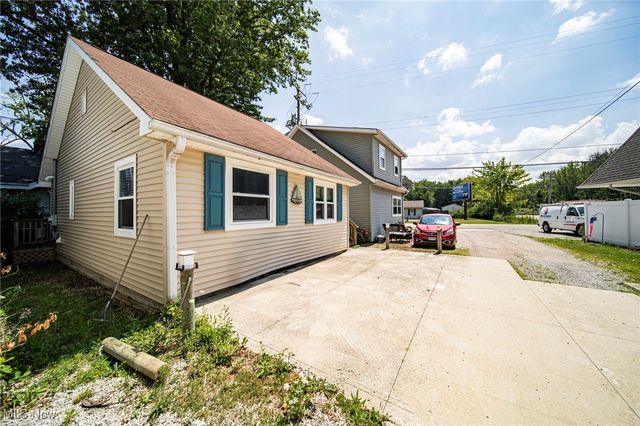 35 Billow Beach, Ashtabula, OH 44004