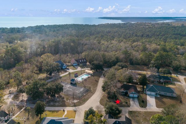 1716 Perdido Boulevard, Gautier, MS 39553