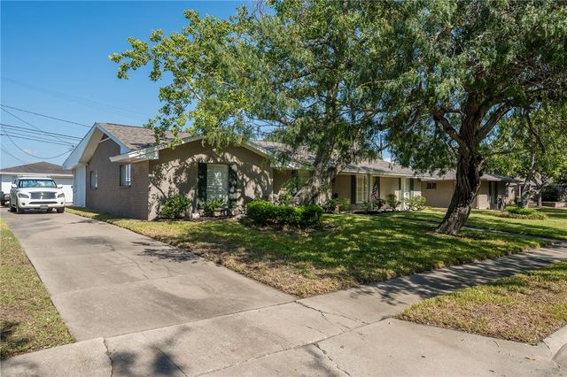 53 Camden Pl, Corpus Christi, TX 78412