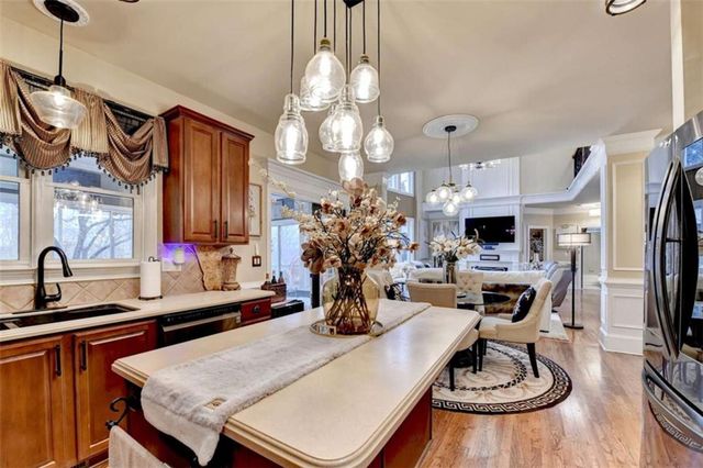 302 Double Gate Way, Sugar Hill, GA 30518