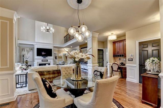 302 Double Gate Way, Sugar Hill, GA 30518