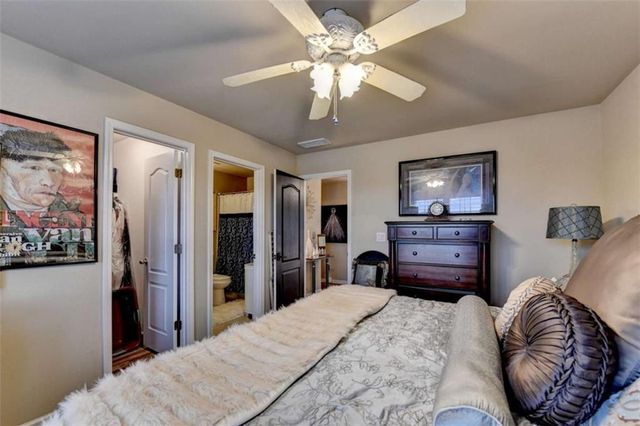 302 Double Gate Way, Sugar Hill, GA 30518