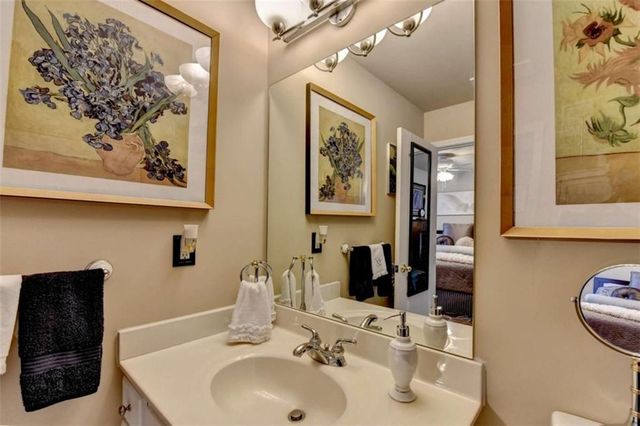 302 Double Gate Way, Sugar Hill, GA 30518