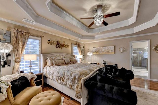 302 Double Gate Way, Sugar Hill, GA 30518