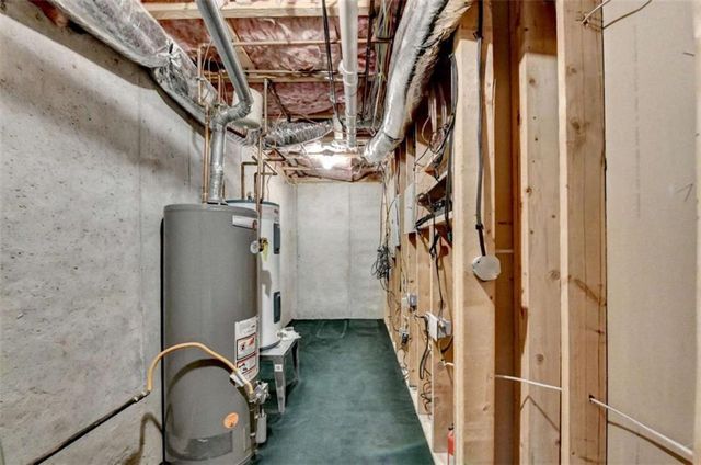 302 Double Gate Way, Sugar Hill, GA 30518