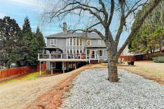 302 Double Gate Way, Sugar Hill, GA 30518