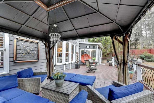 302 Double Gate Way, Sugar Hill, GA 30518