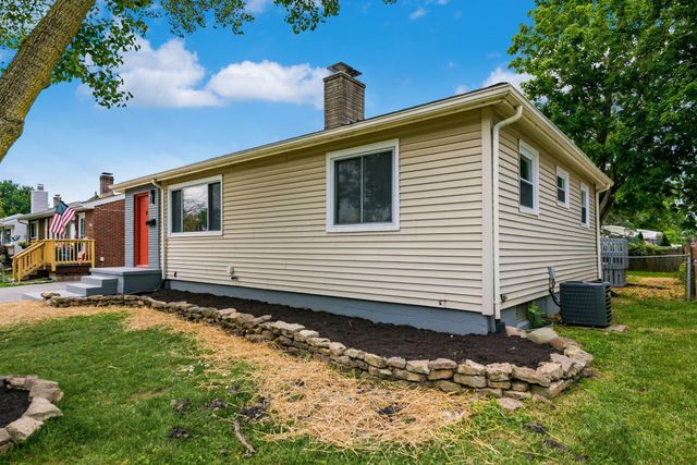 4277 Beechgrove Drive, Grove City, OH 43123