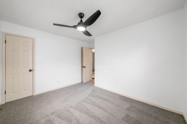 4277 Beechgrove Drive, Grove City, OH 43123