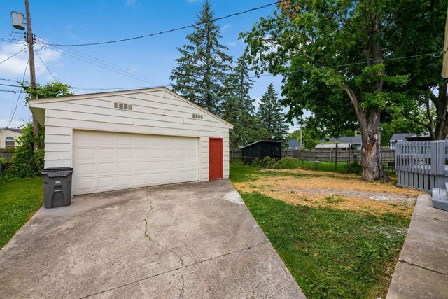 4277 Beechgrove Drive, Grove City, OH 43123
