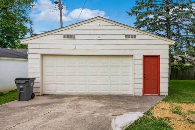 4277 Beechgrove Drive, Grove City, OH 43123