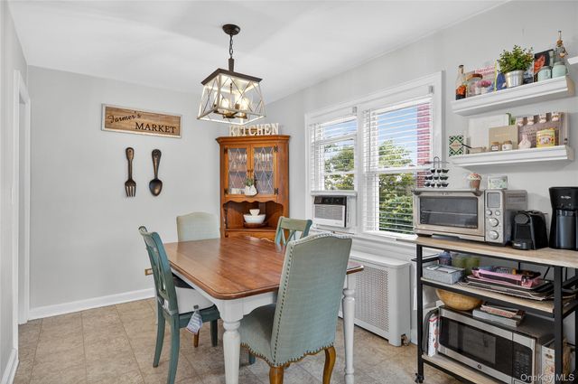 13 Prospect Street, Glen Head, NY 11545