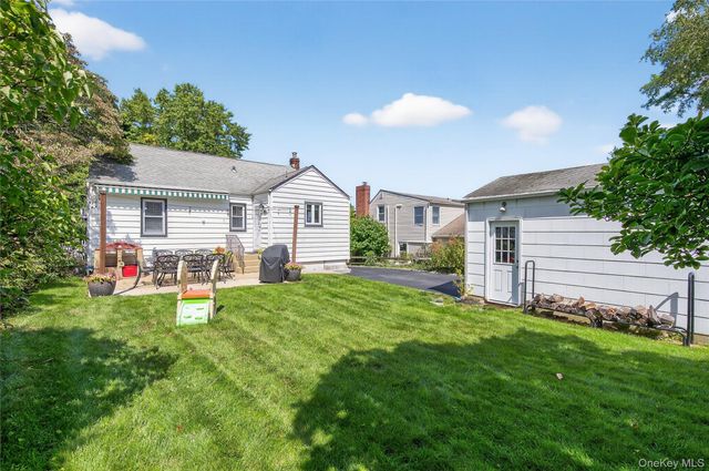 13 Prospect Street, Glen Head, NY 11545