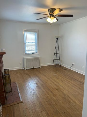 13 Prospect Street, Glen Head, NY 11545