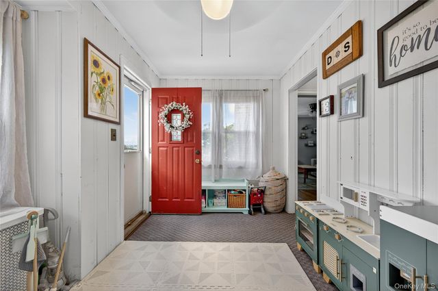 13 Prospect Street, Glen Head, NY 11545