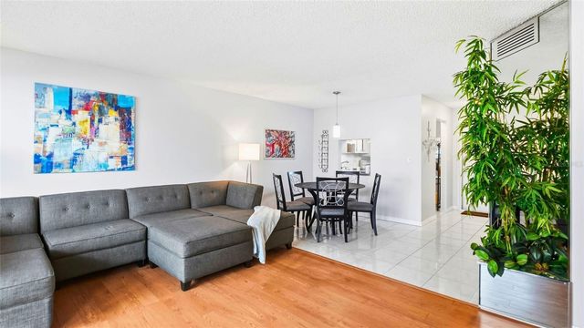 6960 20TH AVE N 109, St Petersburg, FL 33710