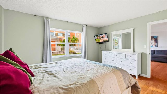 6960 20TH AVE N 109, St Petersburg, FL 33710