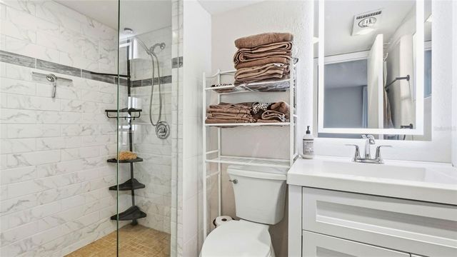 6960 20TH AVE N 109, St Petersburg, FL 33710