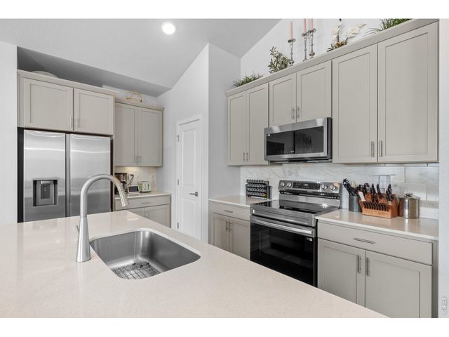 1821 Bounty Dr 5, Windsor, CO 80550