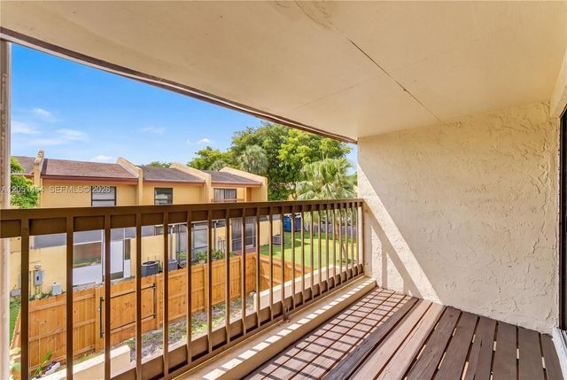 9260 NW 16th Street 9260, Pembroke Pines, FL 33024