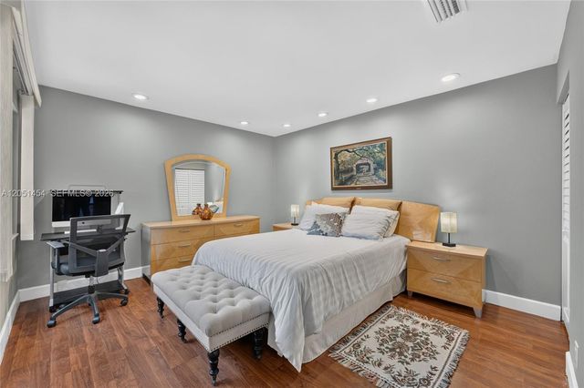 9260 NW 16th Street 9260, Pembroke Pines, FL 33024