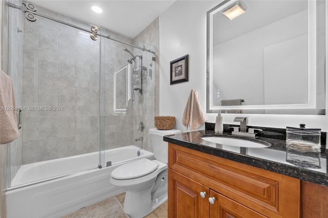 9260 NW 16th Street 9260, Pembroke Pines, FL 33024