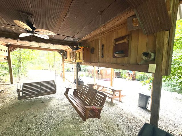 65 Mulberry Drive, Burnside, KY 42519