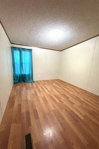 2089 Vz County Road 3502, Wills Point, TX 75169