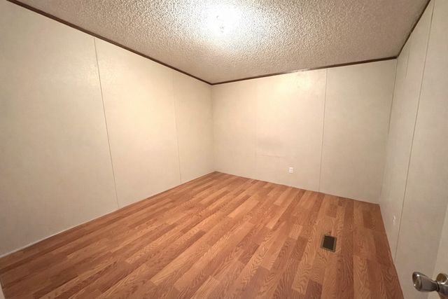 2089 Vz County Road 3502, Wills Point, TX 75169