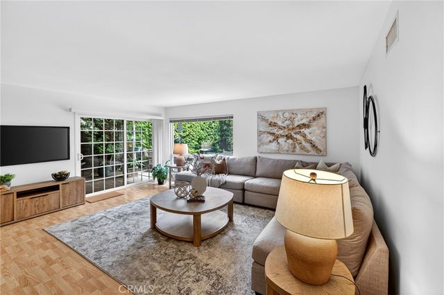2825 Shantar, Costa Mesa, CA 92626