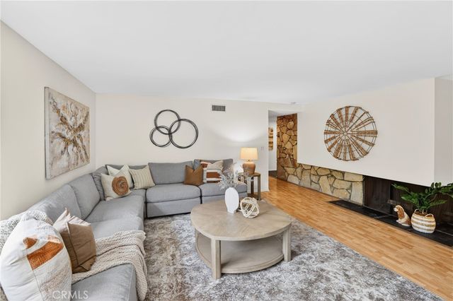 2825 Shantar, Costa Mesa, CA 92626