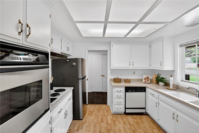 2825 Shantar, Costa Mesa, CA 92626