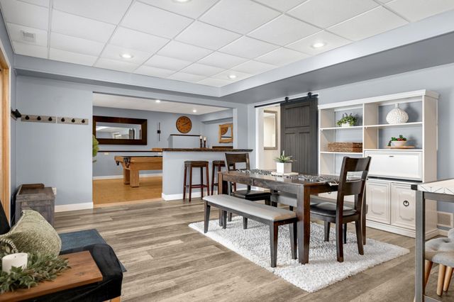 4751 Helmo Avenue N, Oakdale, MN 55128