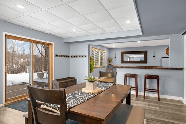 4751 Helmo Avenue N, Oakdale, MN 55128