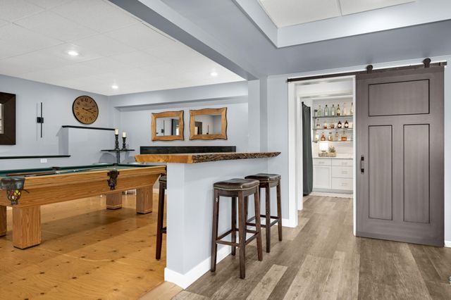 4751 Helmo Avenue N, Oakdale, MN 55128