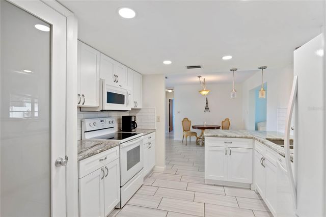 181 SANDHURST DRIVE, Venice, FL 34293