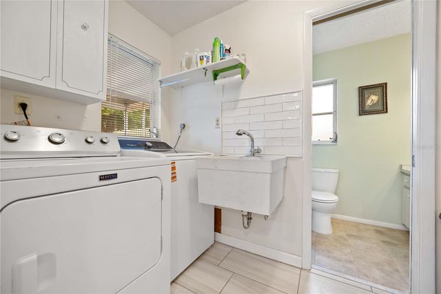 181 SANDHURST DRIVE, Venice, FL 34293