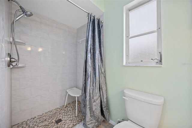 181 SANDHURST DRIVE, Venice, FL 34293