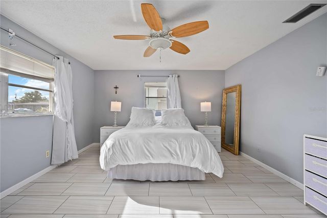 181 SANDHURST DRIVE, Venice, FL 34293