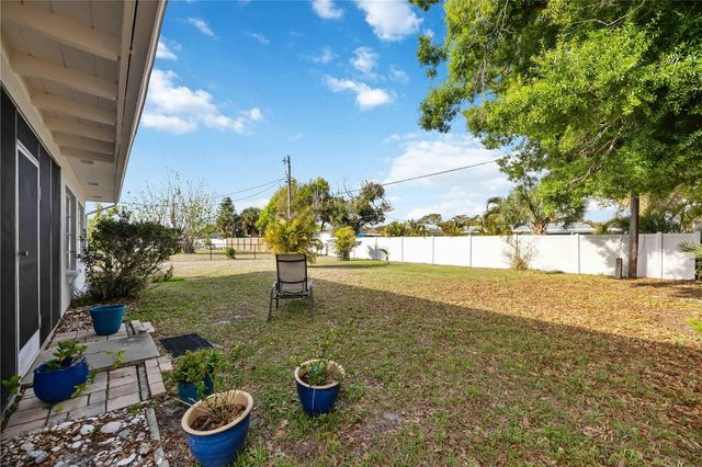 181 SANDHURST DRIVE, Venice, FL 34293