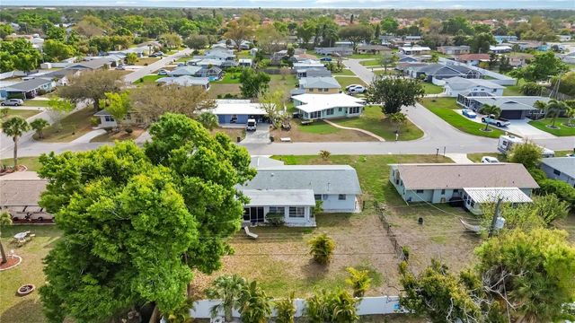 181 SANDHURST DRIVE, Venice, FL 34293