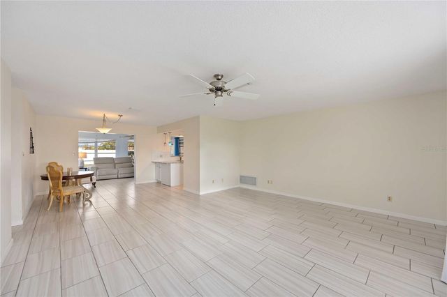 181 SANDHURST DRIVE, Venice, FL 34293